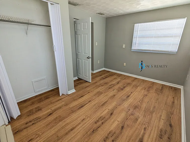 3544 Harvard Dr — Photo 14