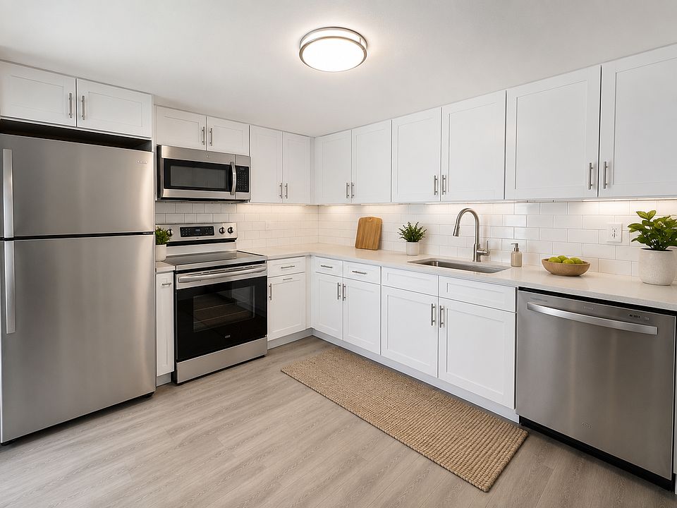 1st image of 817 E Turner St #8e7155f65