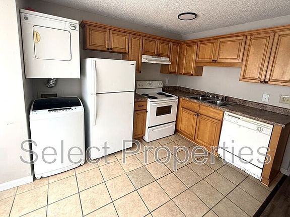 4th image of 4719 Samantha Ave