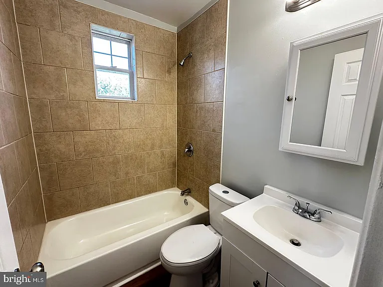 4632 Hillside Rd SE #1 — Photo 24