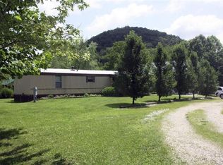 8066 Campton Rd, Stanton, KY 40380