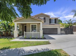 120 E Orange Heights Ln, Corona, CA 92881