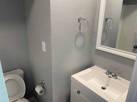 5th image of 6814 Pacific Ave #2