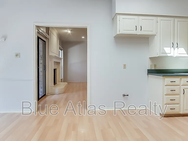 5727 Ridgerock Rd — Photo 9
