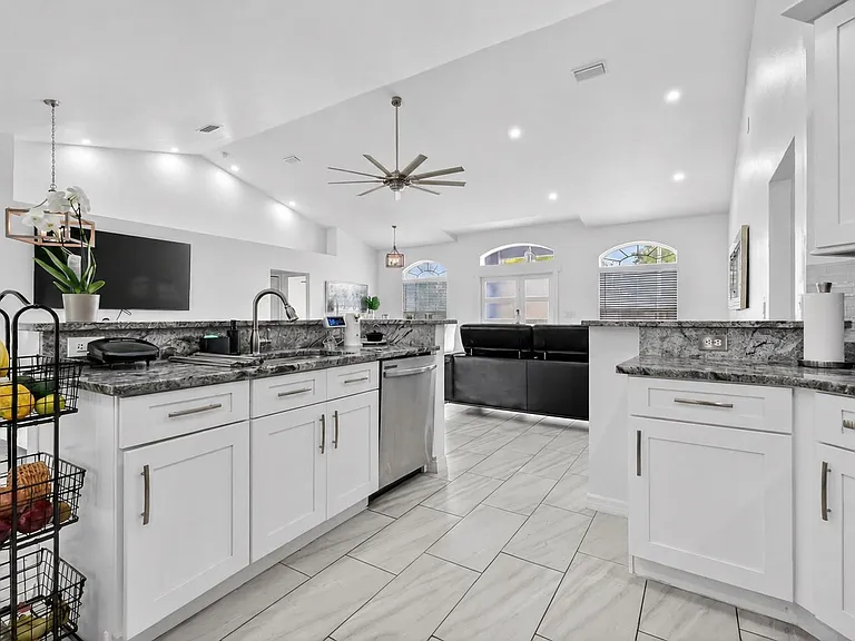 8695 SW 133rd Lane Rd — Photo 4
