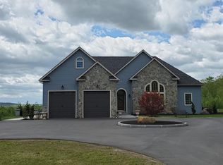 689 Middle Rte, Gilmanton, NH 03237