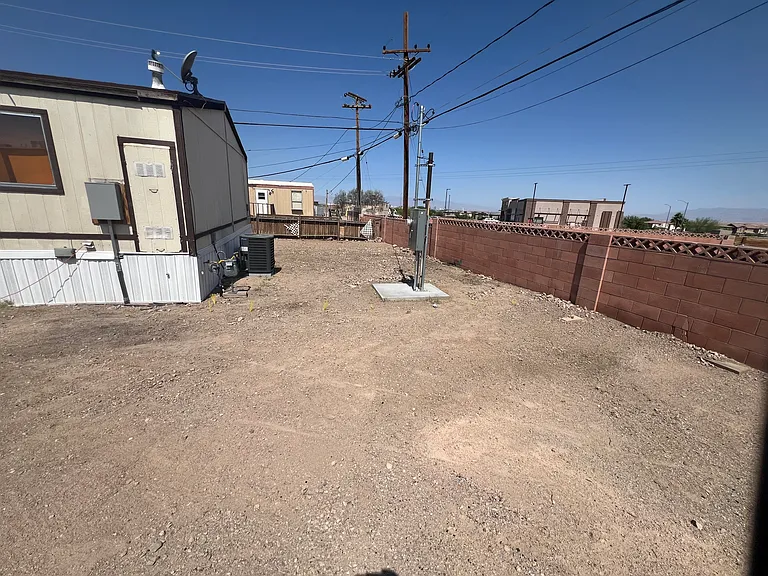 203 Shoshone Ln — Photo 17