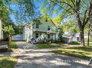 42 Colfax St NE, Grand Rapids, MI 49505