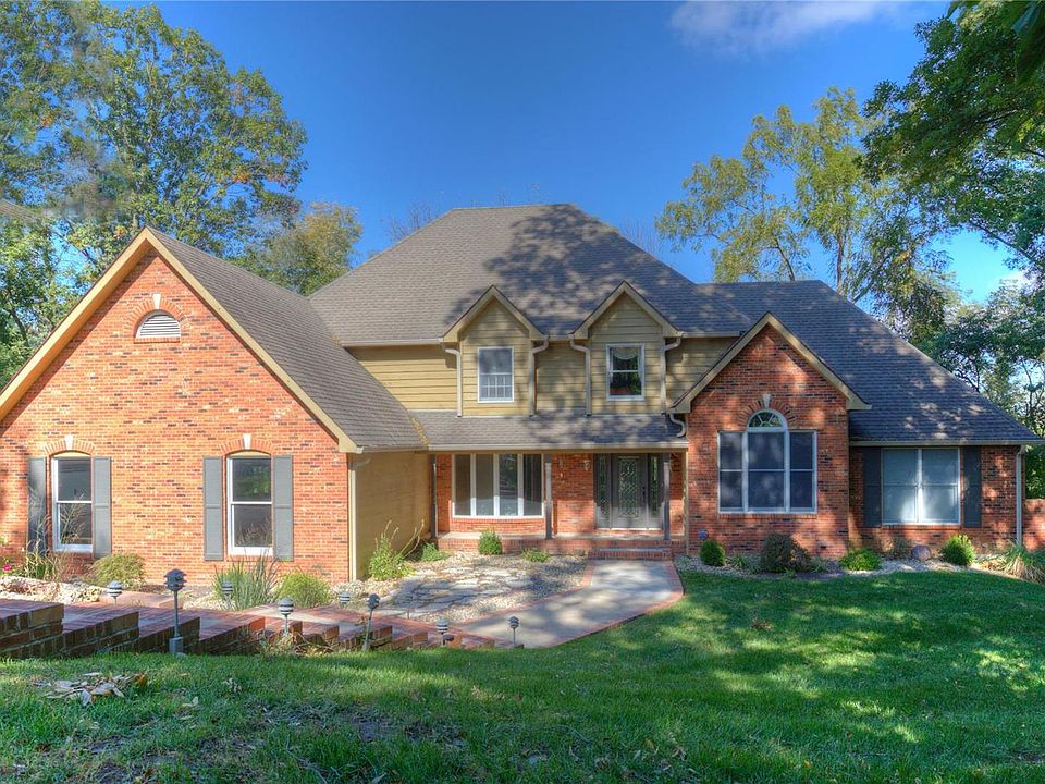 1st image of 4101 Stoneledge Dr