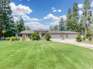 7575 N Highland Ave, Clovis, CA 93619