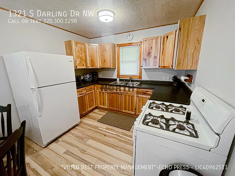 1321 S Darling Dr NW — Photo 3