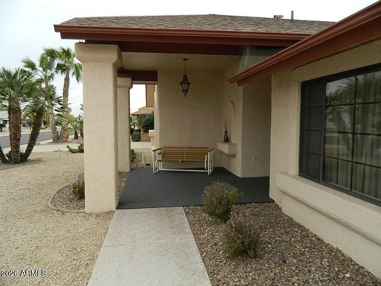 12635 W Foxfire Dr — Photo 2
