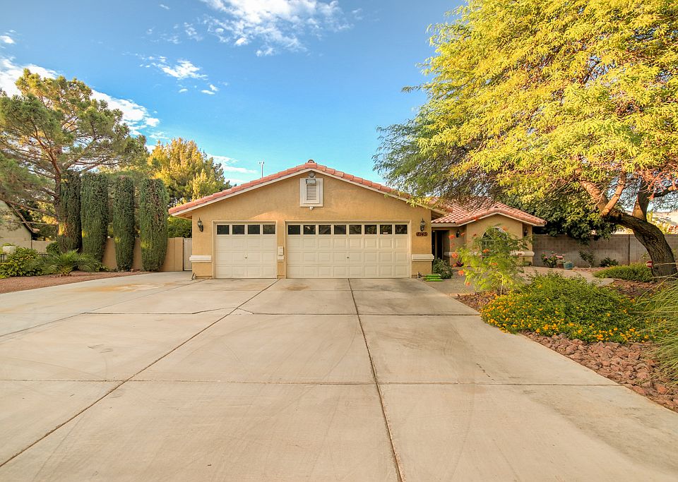 1st image of 8145 N Tioga Way