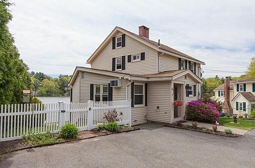 4th image of 15 Pond View Way