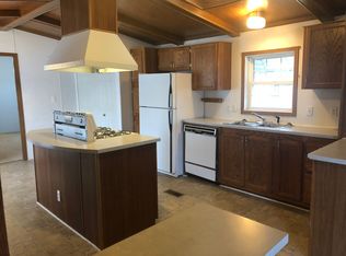17 Highland Ter, White Lake, MI