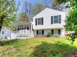 4922 Meredith Woods Rd, Glen Allen, VA 23060