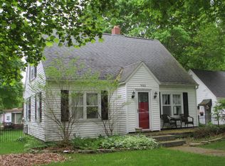 903 Williams St, Fenton, MI 48430