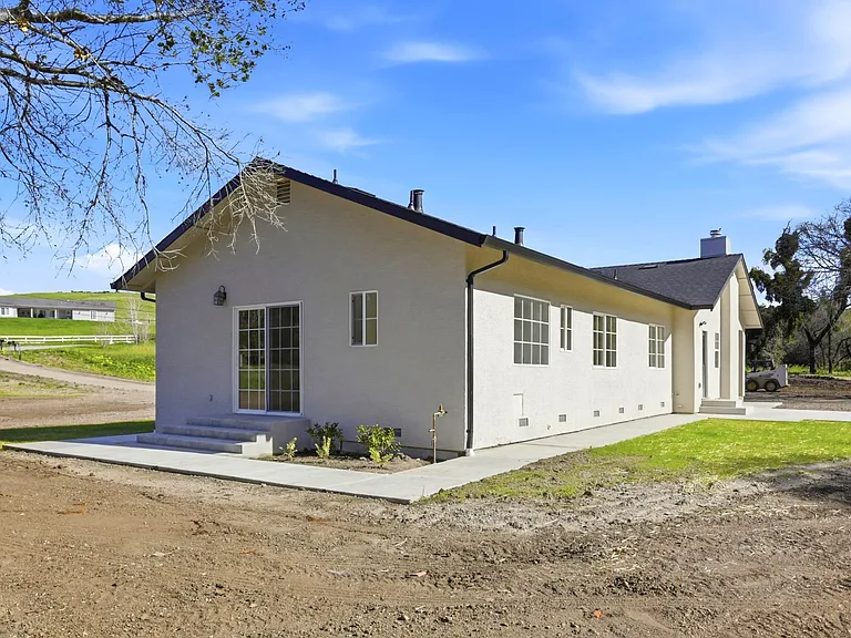 112 Dunbarton Rd — Photo 24