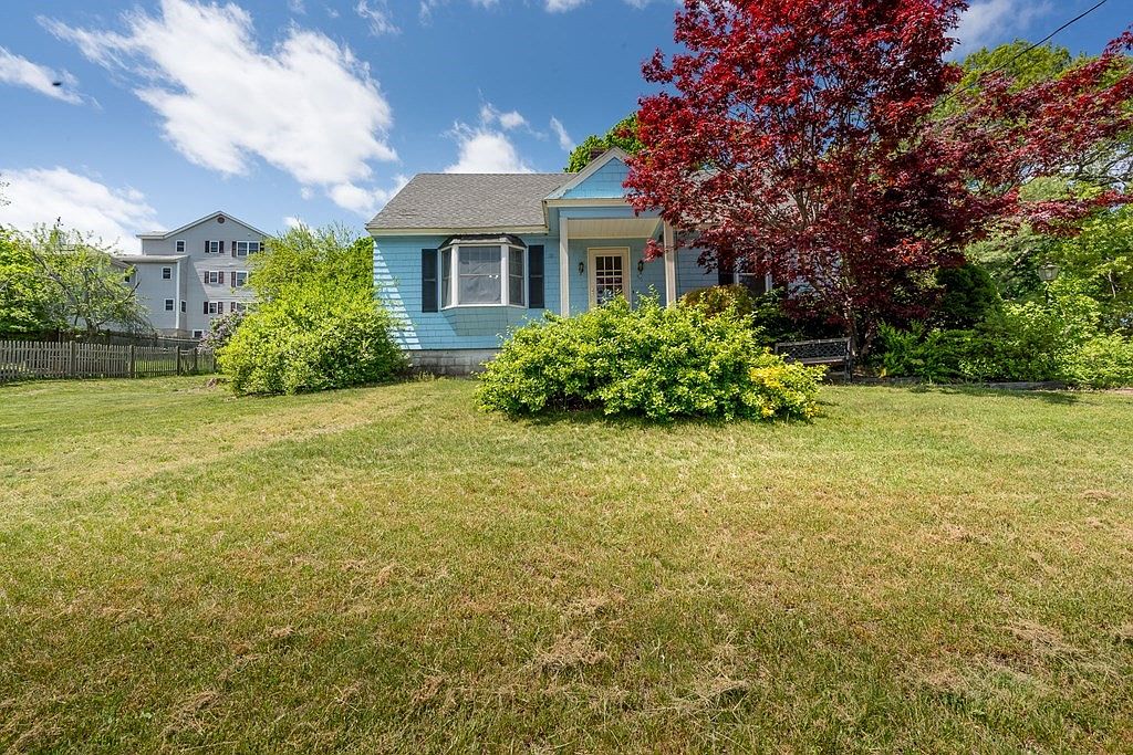 56 Union St, Andover, MA 01810 Zillow