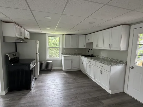 25 Reuter Ave #1, Pittsfield, MA 01201