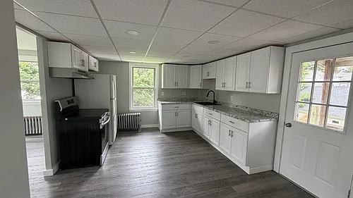 25 Reuter Ave #1 Photo 1