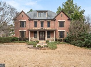 810 Forest Crossing Dr SW, Atlanta, GA 30331