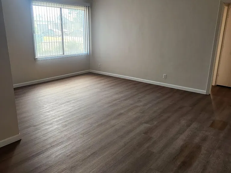 1433 Sequoia Ave — Photo 6