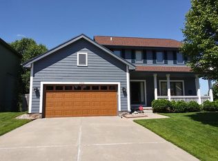 6328 N 104th St, Omaha, NE 68134