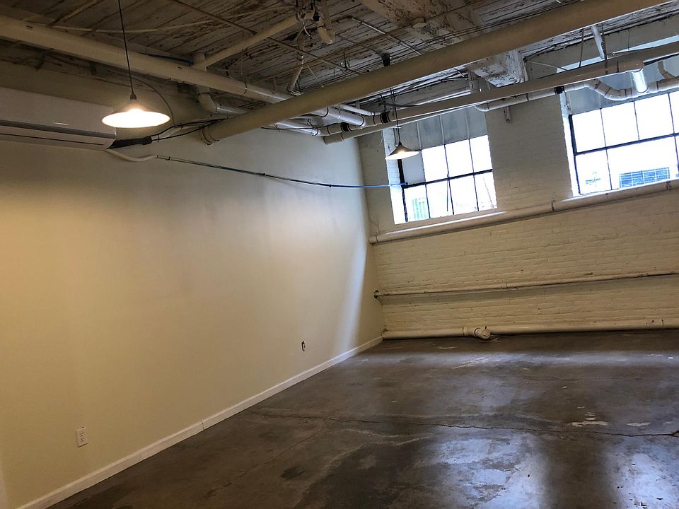1st image of 1417 Kemper St APT 220