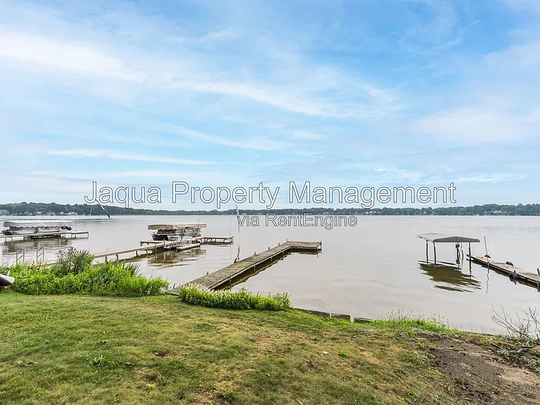 1209 Lakeview Dr — Photo 6