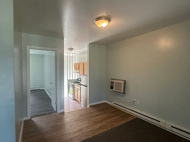 524 Jefferson Ave — Photo 6