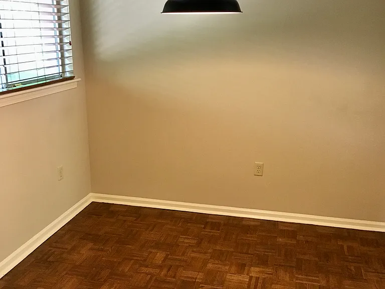 714 Goodman St — Photo 22