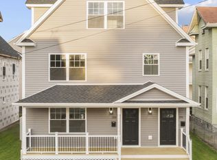 289 Harriet St, Bridgeport, CT 06608