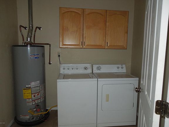 5th image of 329 S Hamblin St