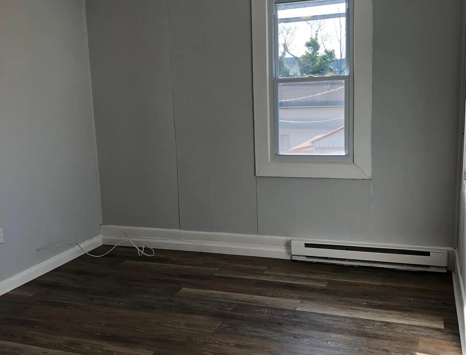 82 Valley Ave — Photo 2