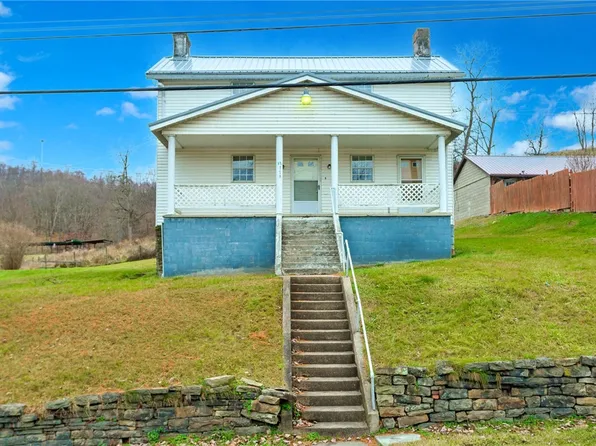 178 Church St, Star Junction, PA 15482