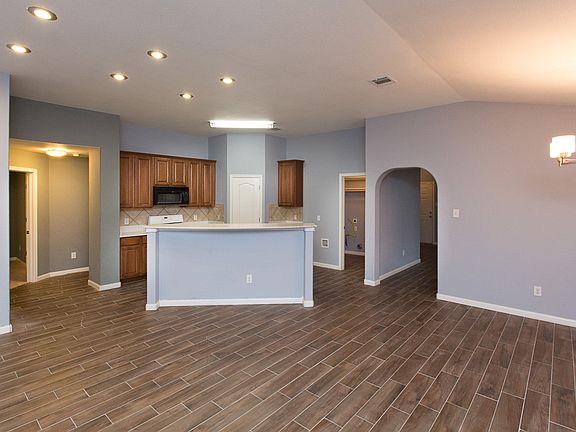 4th image of 176 Marquitos Dr