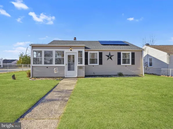 401 Woodbury Ter, Thorofare, NJ 08086