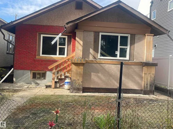 11444 97th St NW, Edmonton, AB T5G 1X5