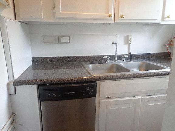 Dishwasher & Sink