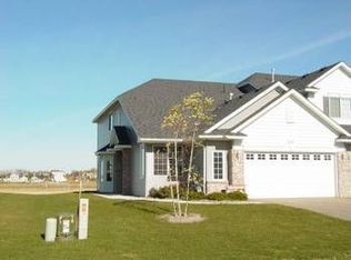 617 Southbridge Dr, Northfield, MN 55057