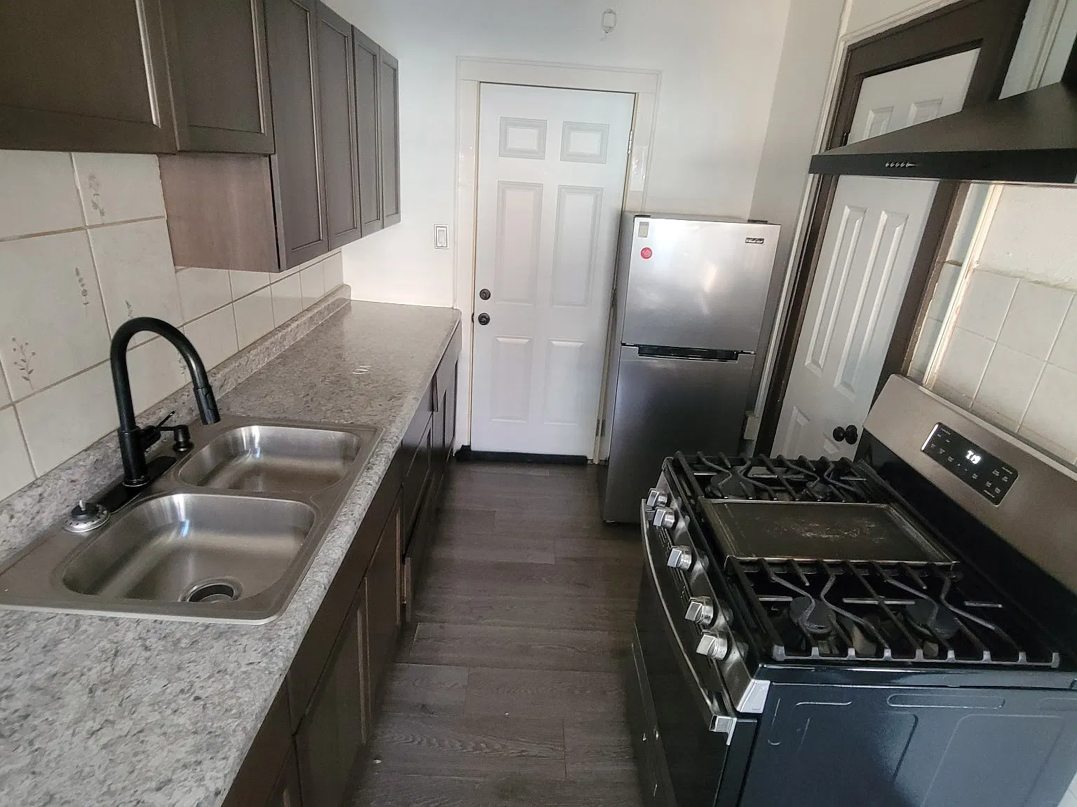 1 bed, $785 — Photo 4