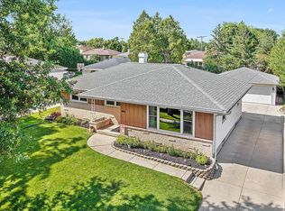 8210 W New Jersey Ave, Milwaukee, WI 53220