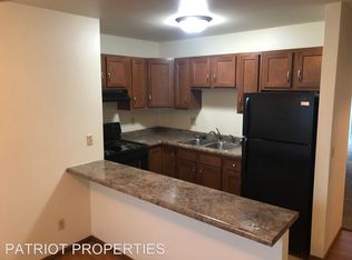 1420 Draper St APT 303, Baraboo, WI 53913