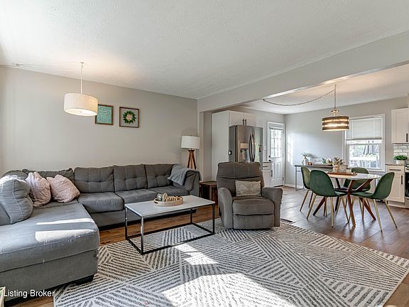 2nd image of 144 Aspen Way