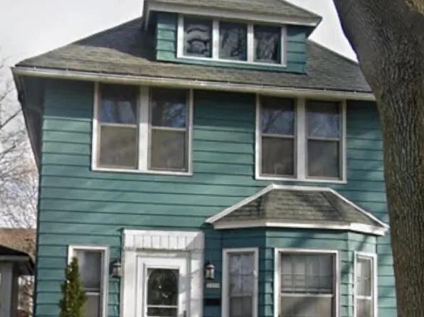 3350 North Bartlett AVENUE, Milwaukee, WI 53211