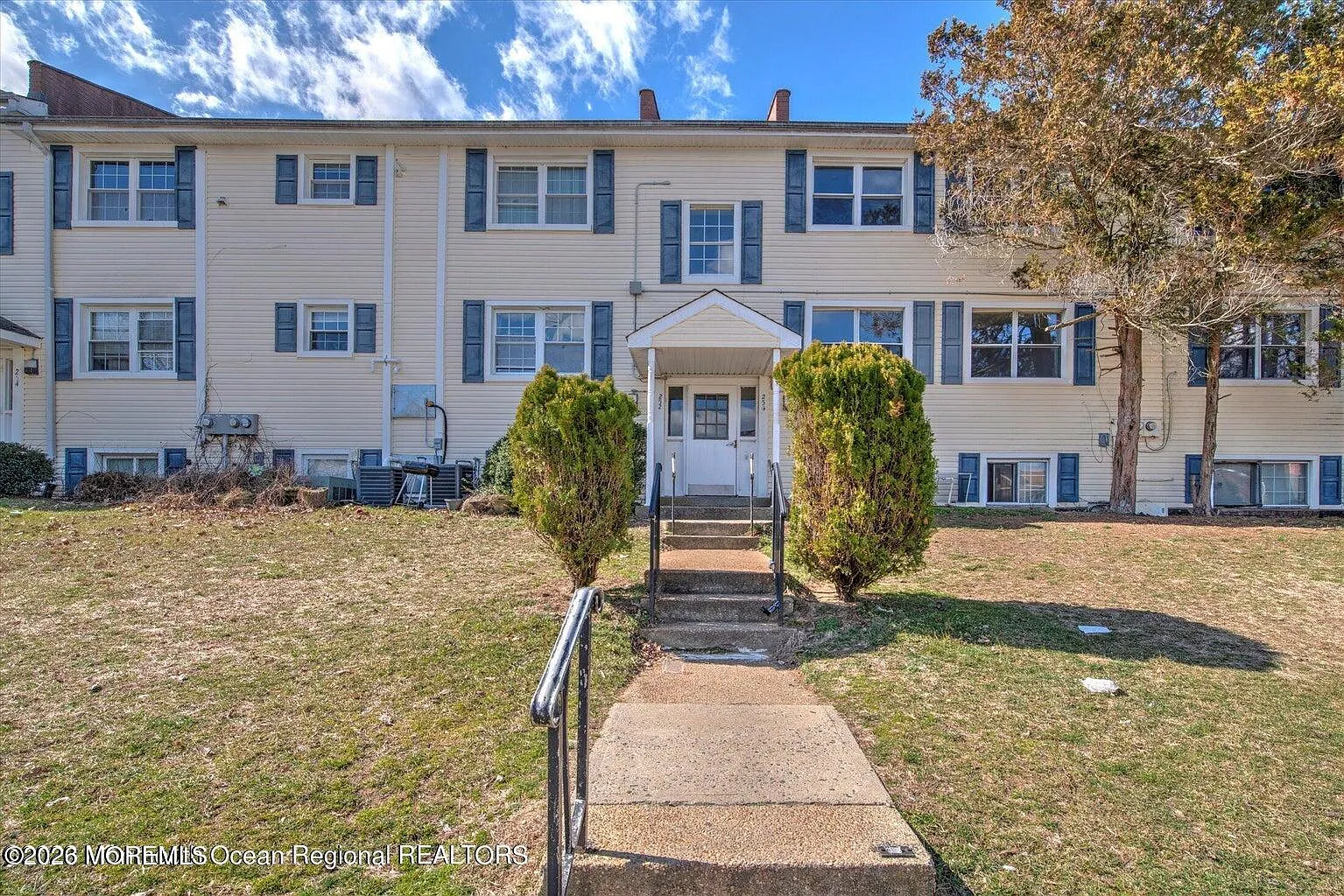2 bed, 1014 sqft, $1,850 — Photo 1