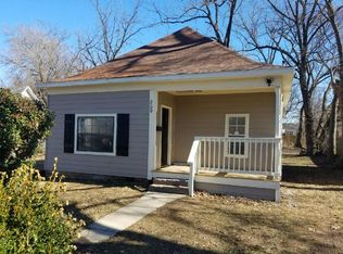209 N 6th St, Rogers, AR 72756