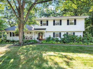 3007 Northwest Rd, Marengo, IL 60152