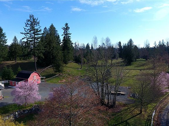 5th image of 7015 153rd Ave SE